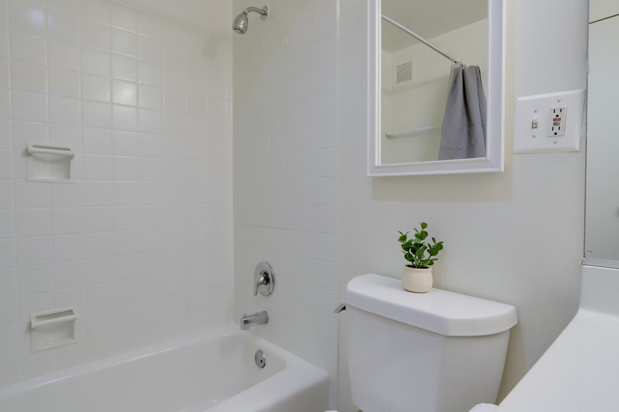 Style And Convenience Apartment At Crystal City 알링턴 외부 사진